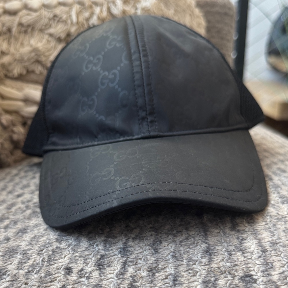 Gucci Monogram Black Cap - Picture 3 of 3